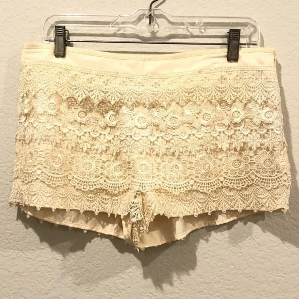 San Souci Ivory Lace Shorts Large New - Picture 8 of 16